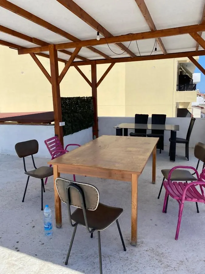 Past Or Trail Hostel Larnaca